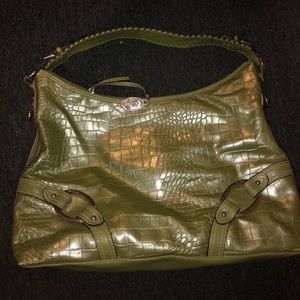 Straddling Leather Purse